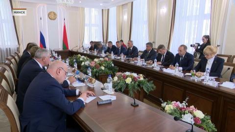 Юрий Шулейко провел встречу с Губернатором Архангельской области