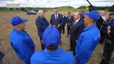 Лукашенко предлагает продумать более избирательный подход для выделения дотаций в АПК