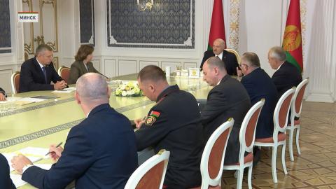 «Защитить детей от проходимцев» –Лукашенко требует поставить точку в вопросе лицензирования образования