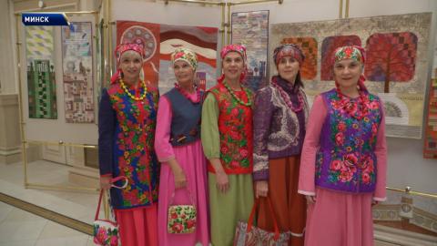 Текстильная выставка «Мамины руки» открылась в Минске
