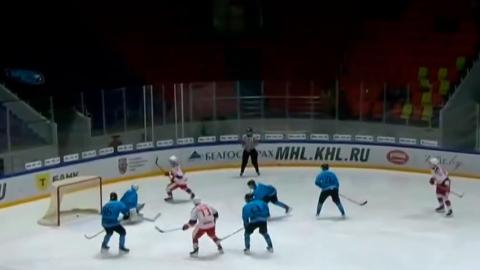 Хоккей