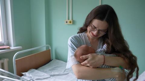 14 октября Беларусь отмечает День матери: что говорит статистика о современных белорусских мамах
